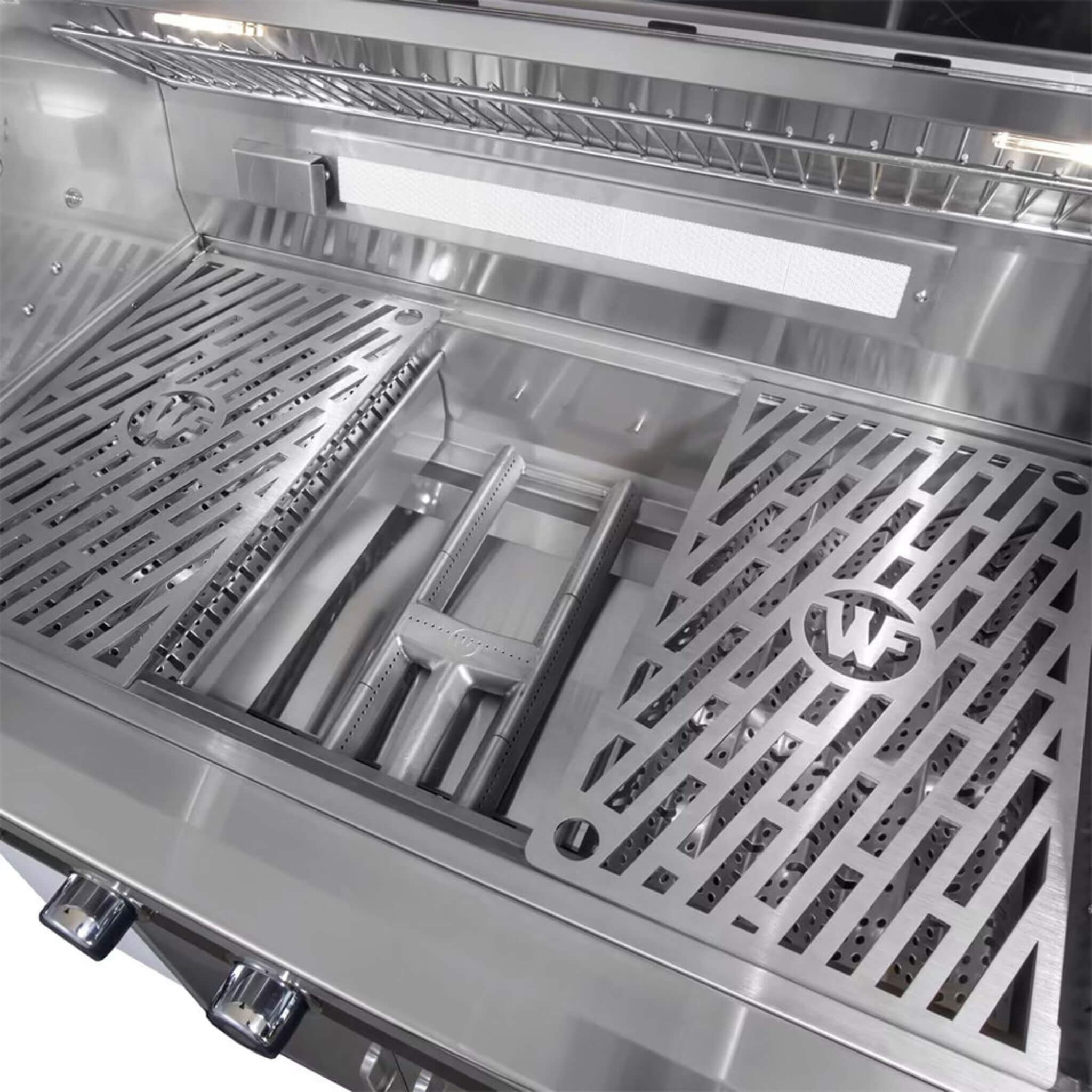 Wildfire Ranch Pro 30-Inch stainless steel grill with natural gas, showcasing grilling surface and sleek design.