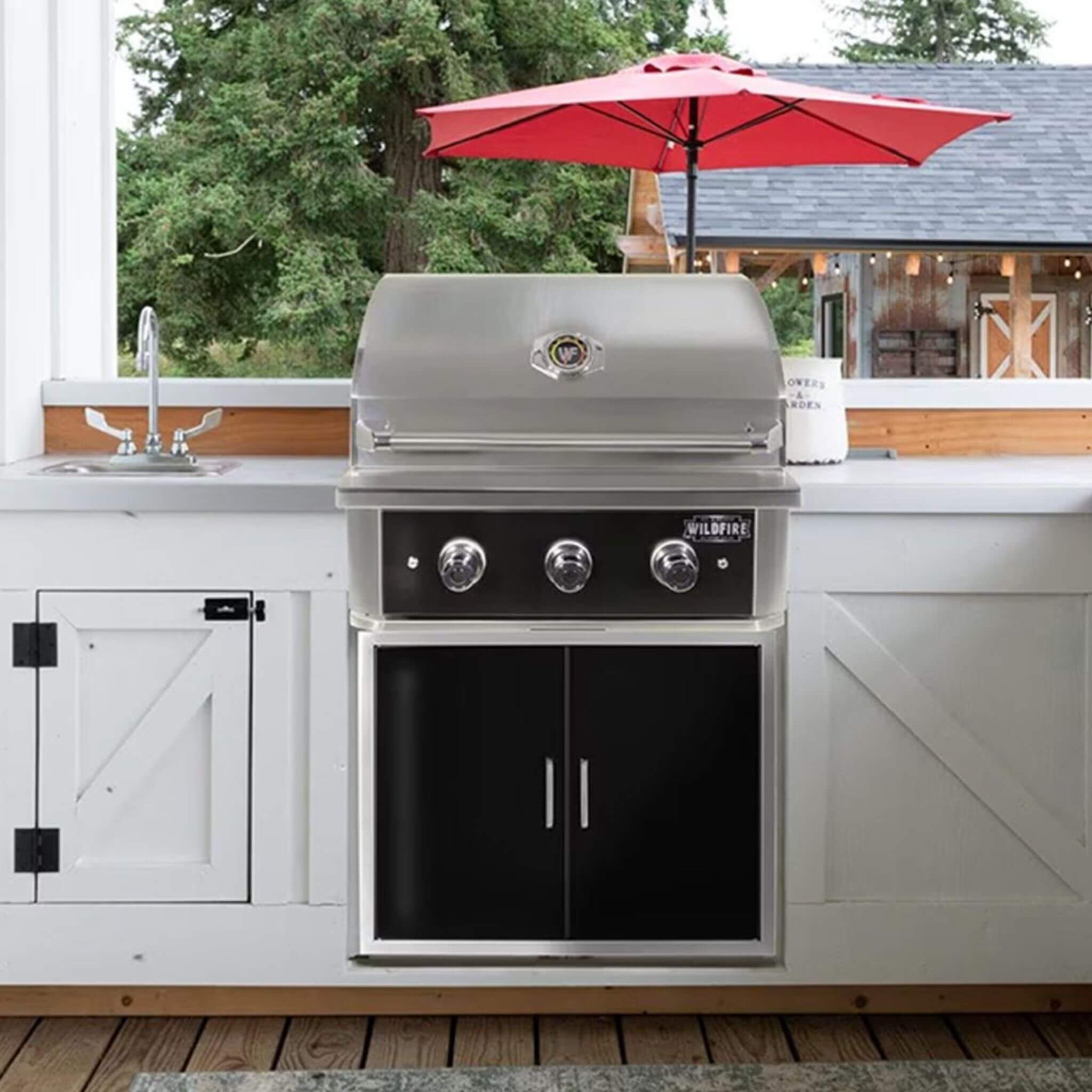 30-inch Wildfire Ranch Pro stainless steel grill with natural gas connection, showcasing sleek design and cooking features.