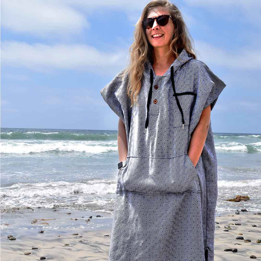 Surf Poncho Changing Robe - Lightweight Turkish Towel - OVERLANDERS Outfitter