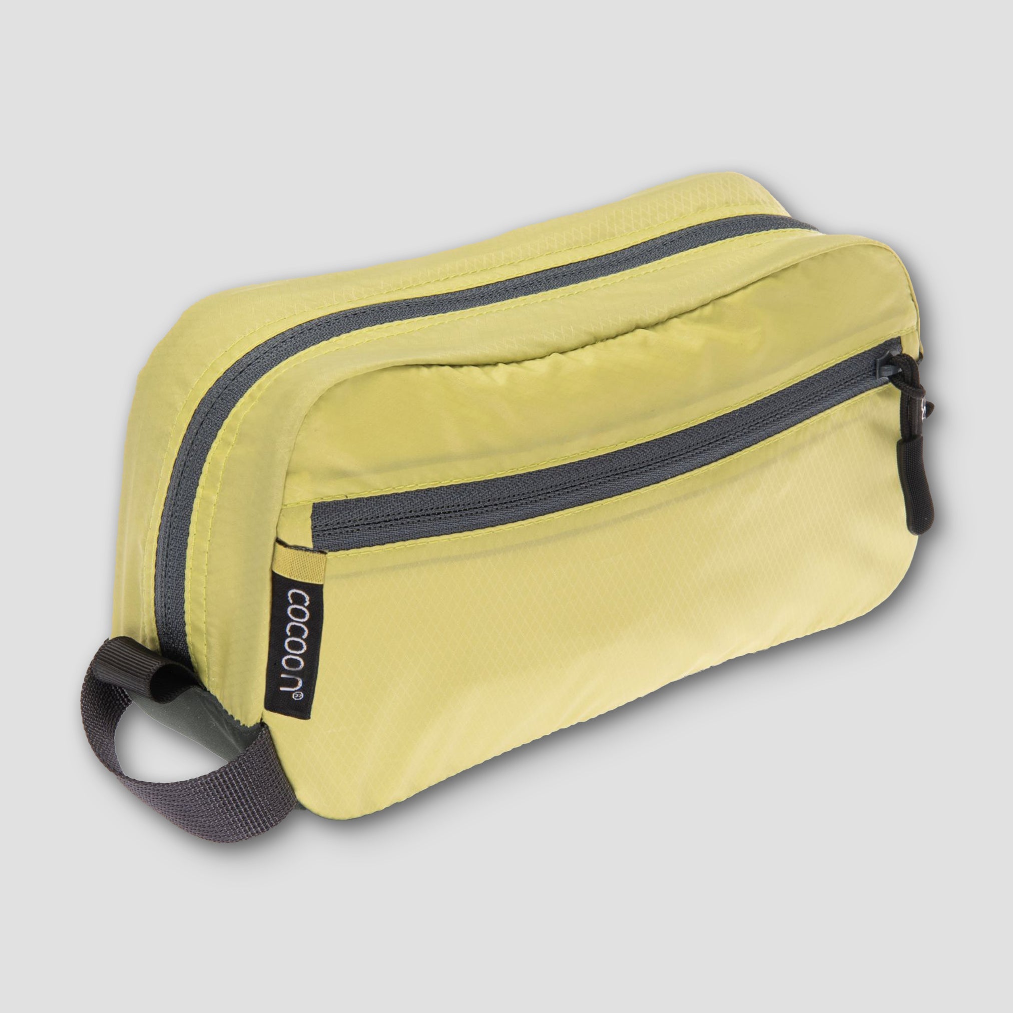 On-The-Go Toiletry Kit Light - OVERLANDERS Outfitter