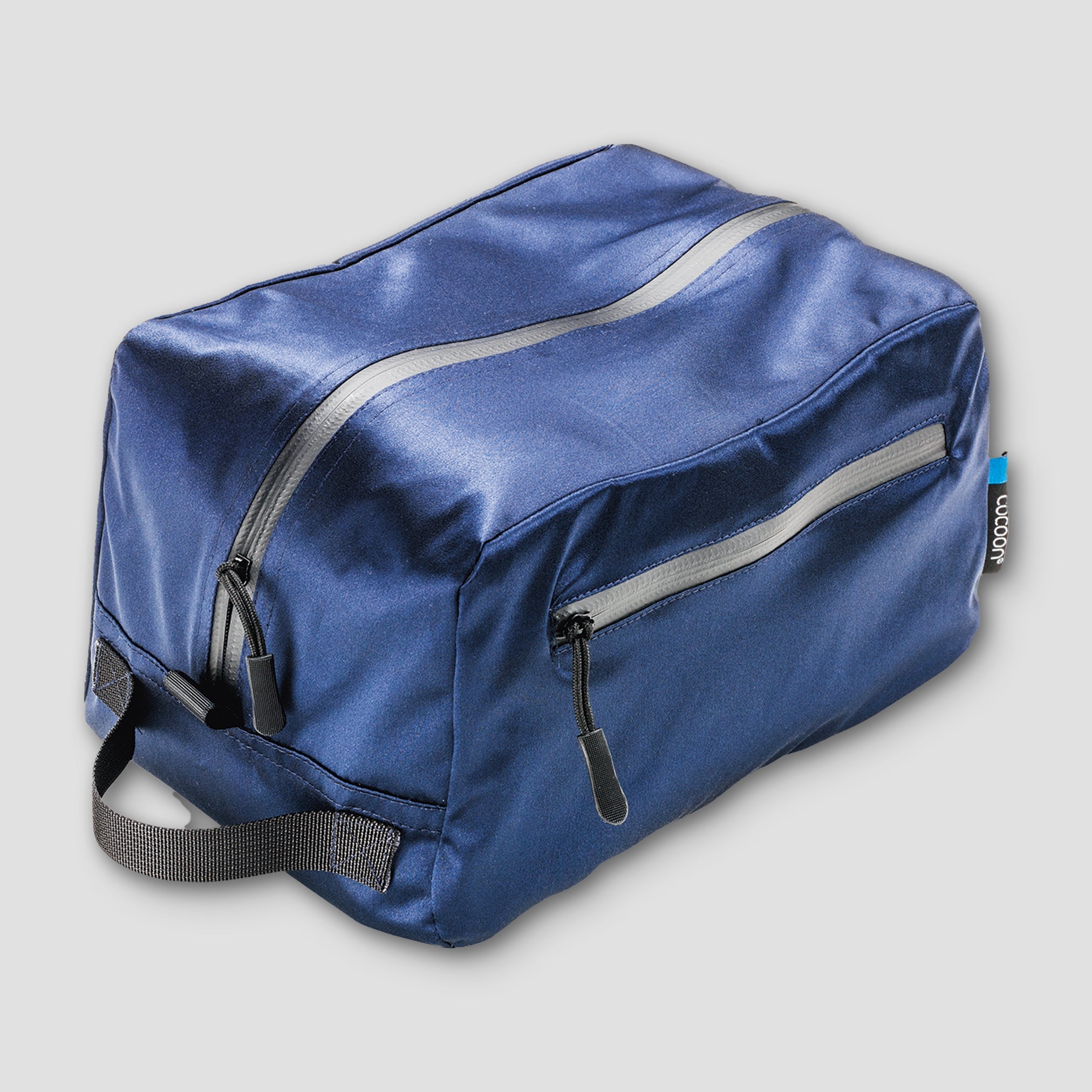 COCOON Toiletry Kit Cube Monsoon Silk™ with multiple compartments, compact travel organizer, made of soft silk fabric for toiletries.